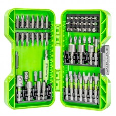 Набор бит, торцевых головок и адаптеров в кейсе Greenworks (70 шт.)
