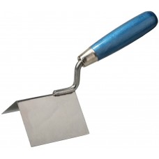 STAYER 80 мм, нержавеющее полотно, кельма для внешних углов 0835 STAYER 80 мм, нержавеющее полотно, кельма для внешних углов 0835